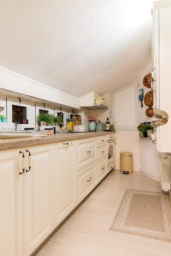Luxury Apartment Sara أوماغ المظهر الخارجي الصورة