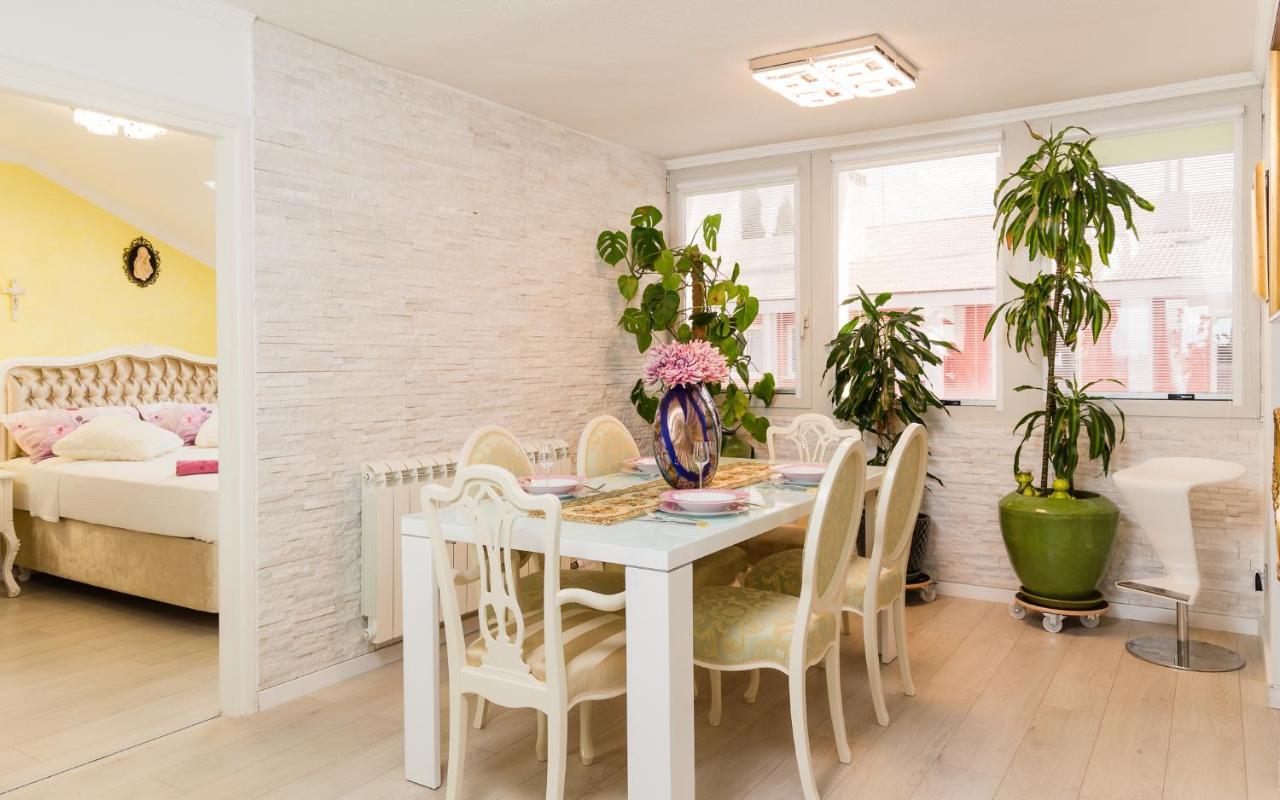 Luxury Apartment Sara أوماغ المظهر الخارجي الصورة